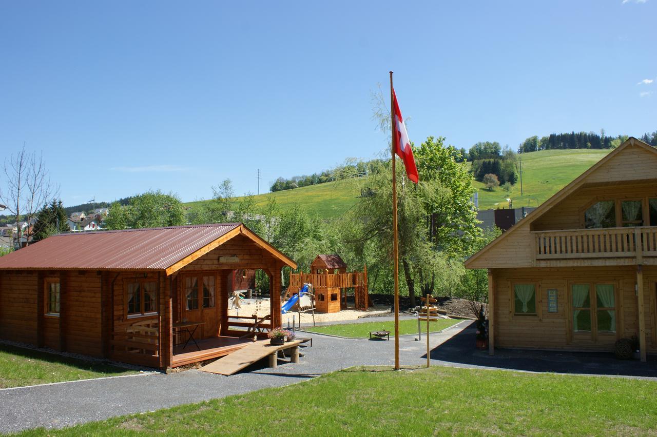 Villa Donkey Chalet Degersheim Habitación foto